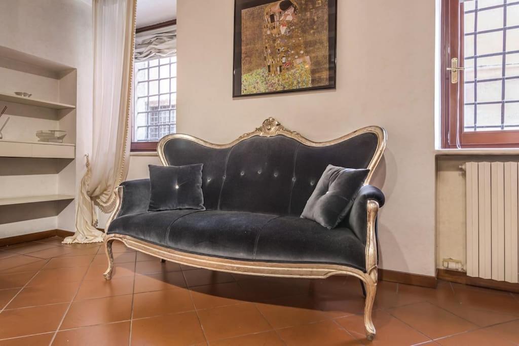 Residenza Angels @Piazzadelleerbe Appartement Verona Buitenkant foto